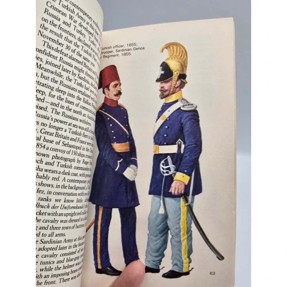 Bantam Military Uniforms 1686-1918 Book OS Multi Good‎ Rene North Vintage 1971